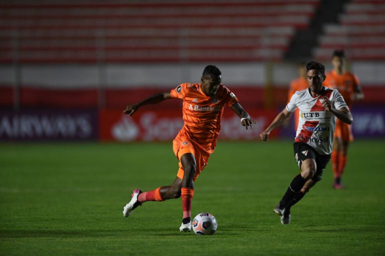 Libertadores: Santos e Inter estreiam com derrota na fase de grupos