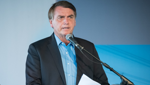 Bolsonaro aciona STF contra decreto do Governo do Paraná que impõe medidas mais restritivas a partir de hoje