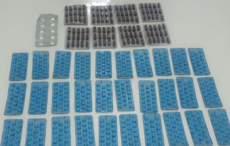 BPFron intercepta cartelas de estimulante sexual e outros medicamentos contrabandeados