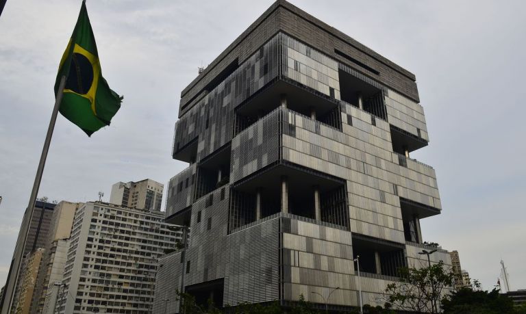 Petrobras conclui venda de participação em parque eólico com pagamento de R$ 44 milhões