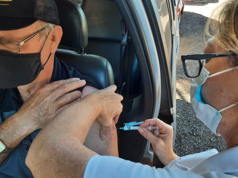 Aplicação da segunda dose contra a Covid-19 terá sequência nesta quarta-feira