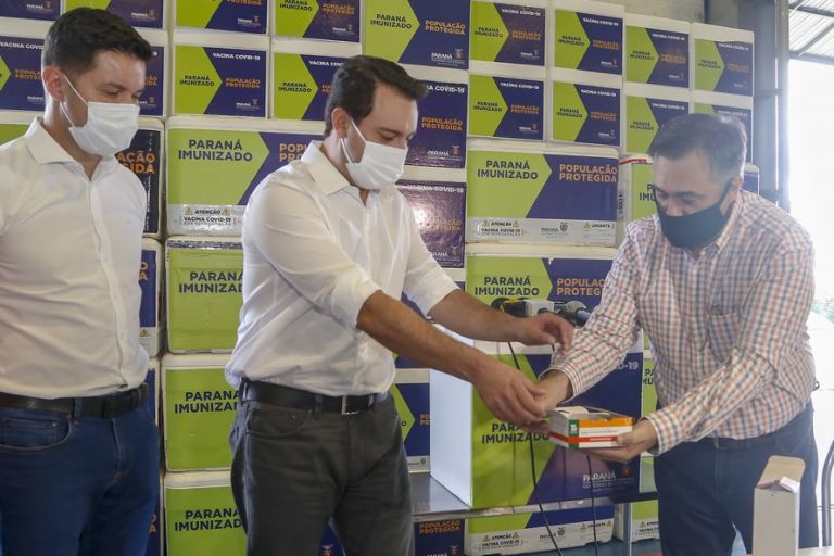 Com nova remessa, Paraná vai intensificar vacinação de domingo a domingo