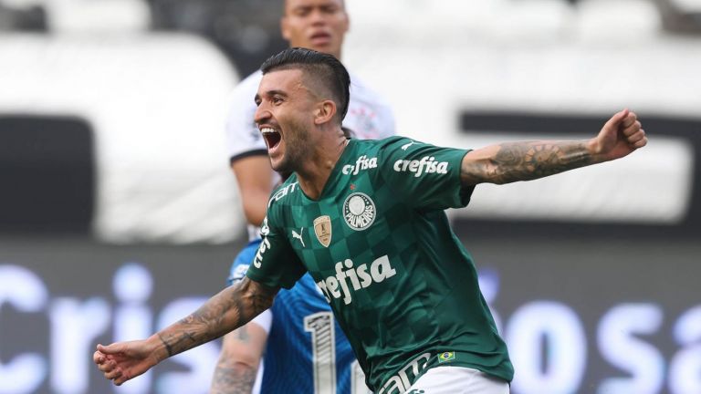 Palmeiras elimina o Corinthians e avança à final do Paulista