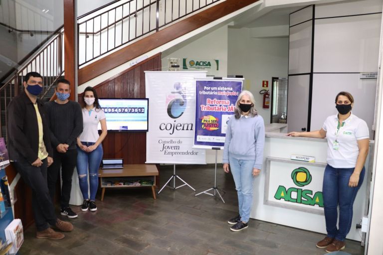 Cojem instala impostômetro na Acisa para mostrar quantidade de impostos pagos no ano; Dia “D” acontece neste sábado