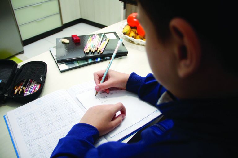 Aprovado em Guaíra, homeschooling ainda não é pauta em municípios da microrregião