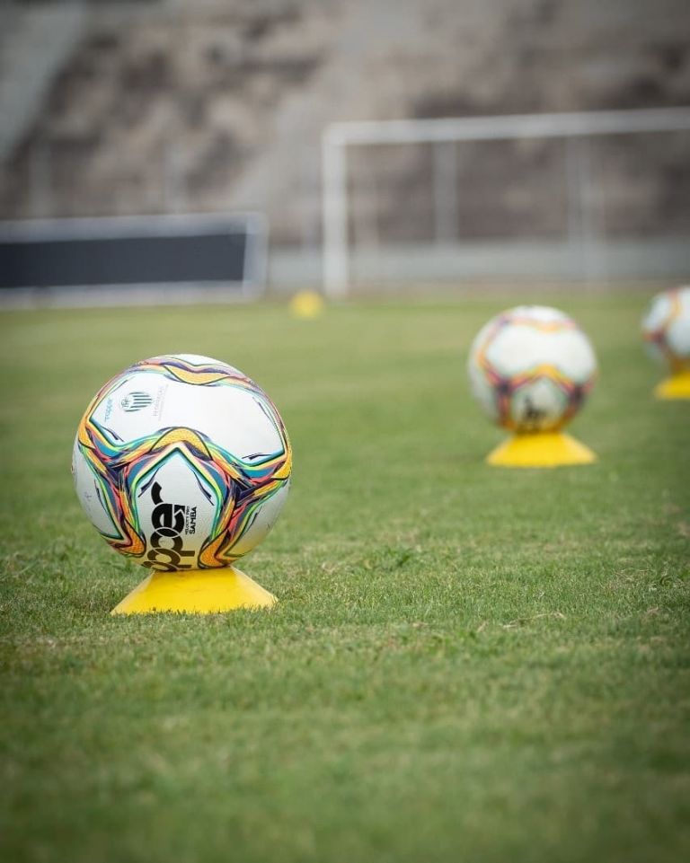 Sancionada lei que permite que clubes de futebol virem empresas