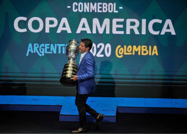 Conmebol tira Copa América da Argentina por agravamento da pandemia