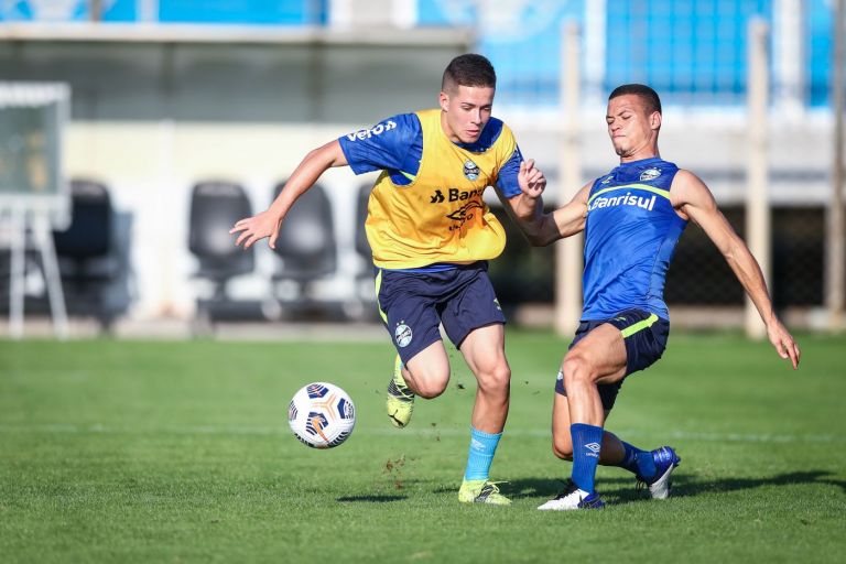 Após conquistar vantagem nas semifinais do Gauchão, Grêmio treina pensando na Sul-Americana