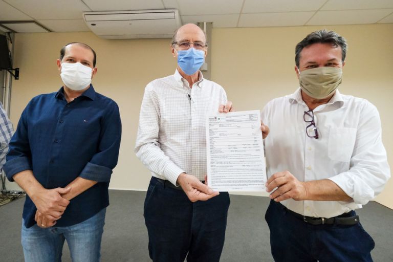 IAT entrega à C.Vale licença de instalação para unidade que vai gerar 1,5 mil empregos na obra