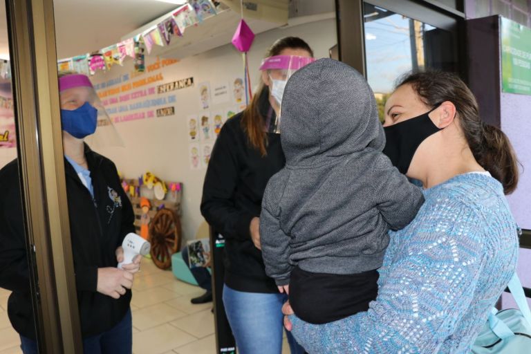 CMEI Gotinha de Mel de Pato Bragado retoma atividades presenciais nesta quarta-feira