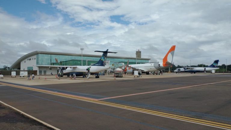 Investimentos bilionários vão ampliar e modernizar 14 aeroportos do Paraná