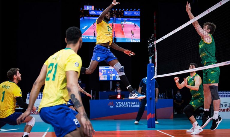 seleção brasileira de vôlei bate fácil a seleção australiana
