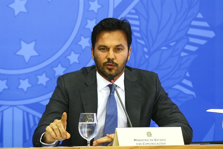 MCom articula mais US$ 1 bi de investimentos para inclusão digital