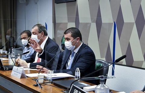 “Vai me forçar a fazer o que não quero”, diz Miranda sobre Bolsonaro