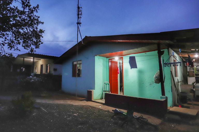 Copel mantém proibição de cortes para famílias de baixa renda, beneficiando 370 mil lares