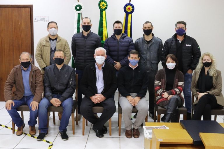 Comitiva rondonense participa de encontro com o presidente dos Lindeiros