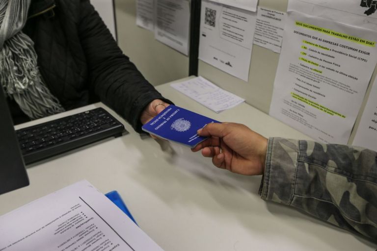 Confira as 346 vagas disponíveis na Agência do Trabalhador rondonense