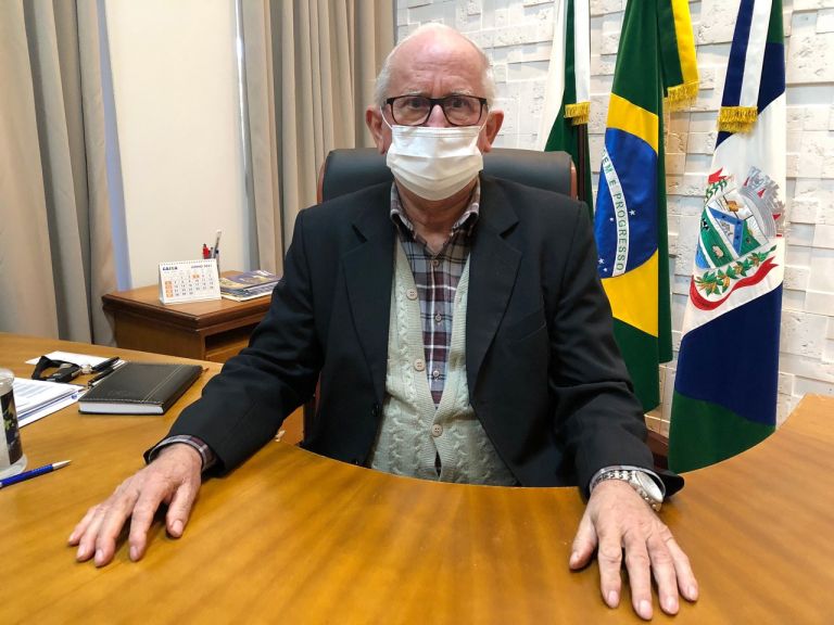 “Não adianta querer derrubar um para colocar outro pior”, diz prefeito de Entre Rios