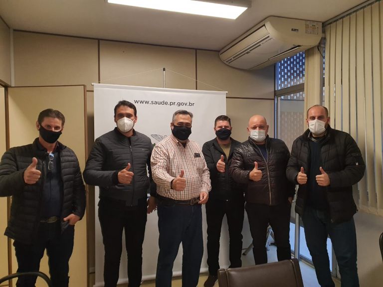 Secretário Beto Preto recebe comitiva de Pato Bragado e garante equalização nas vacinas contra a Covid-19