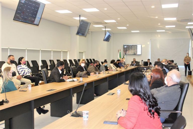 Mercado Público: comunidade ganha mais tempo para participar da consulta aberta pelo PTI