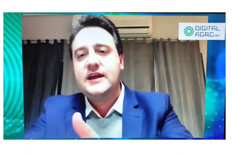 Modernização e preservação do meio ambiente são o futuro do agronegócio, afirma governador