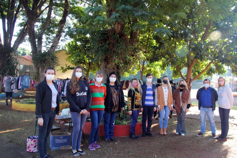 Começou a entrega das doações da campanha do agasalho em Nova Santa Rosa