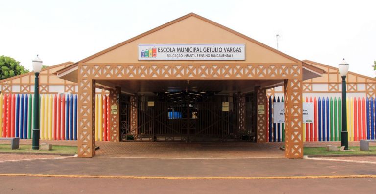 Aulas da Escola Municipal Getúlio Vargas de Nova Santa Rosa retornarão ao ensino presencial