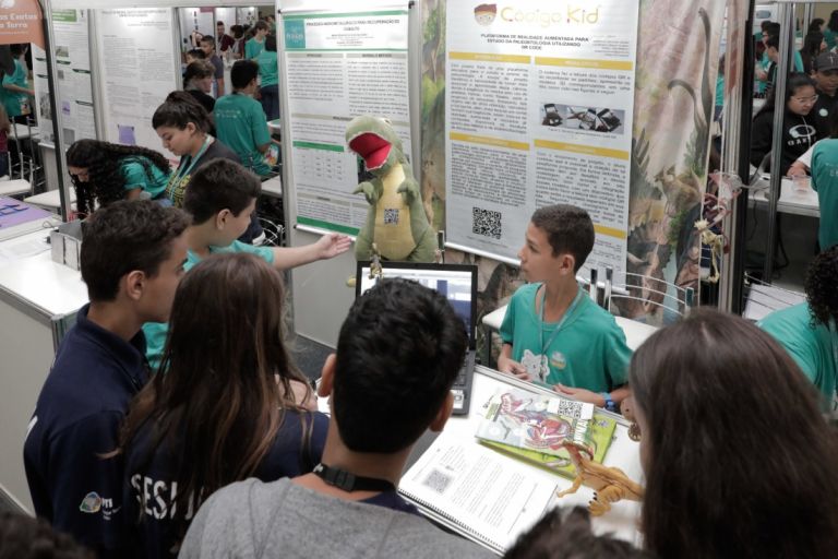 FIciencias abre inscrições para estudantes apresentarem seus projetos de pesquisa