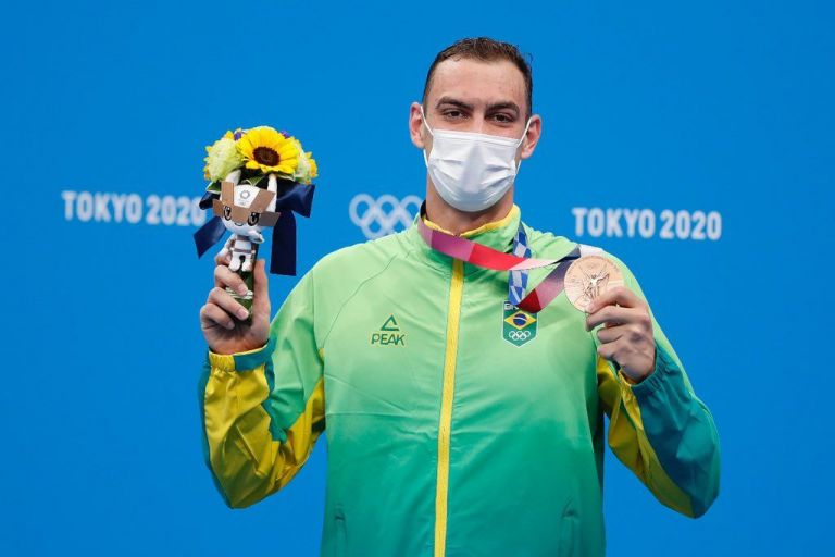 Fernando Scheffer fatura bronze na natação 200 metros livre