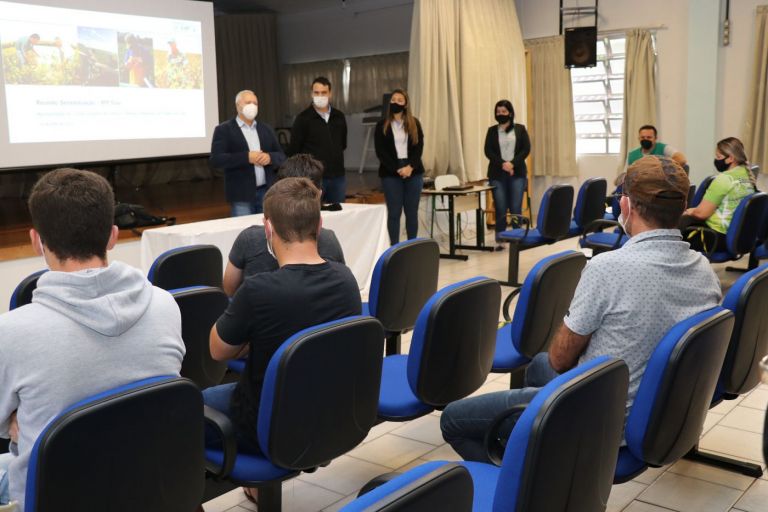 Agricultura oferta vagas remanescentes para o curso de Manejo Integrado de Pragas em Pato Bragado