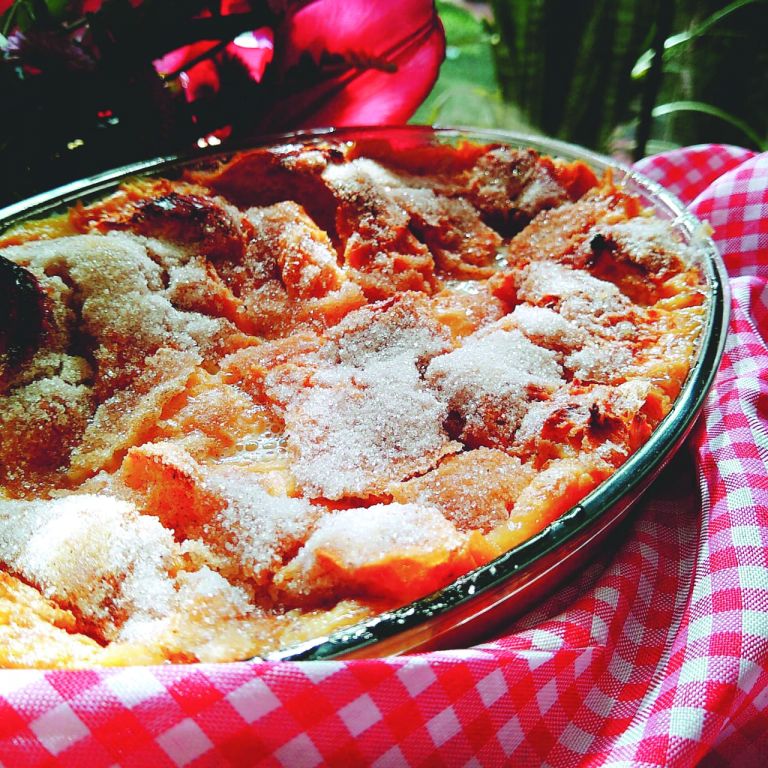 Torta doce de pão amanhecido