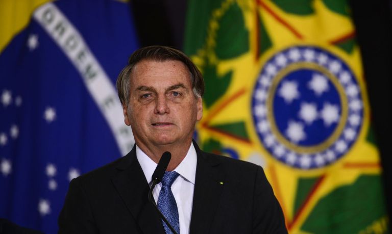 Bolsonaro divulga “Declaração à Nação” e diz que não teve “intenção de agredir” poderes