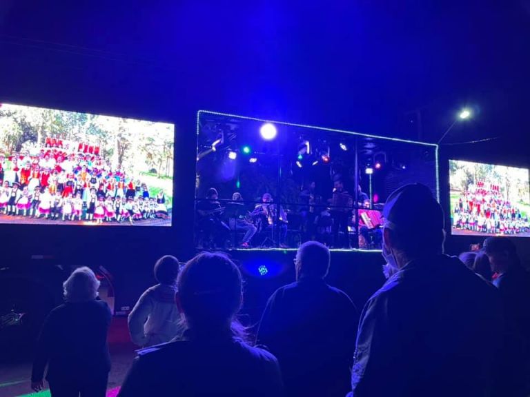 Carreta-palco é a atração de hoje em ruas e avenidas de Marechal Rondon