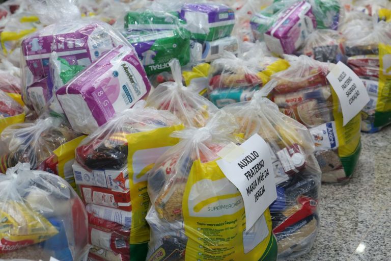 Conselho de Cooperativas repassa cestas básicas a 14 entidades assistenciais rondonenses