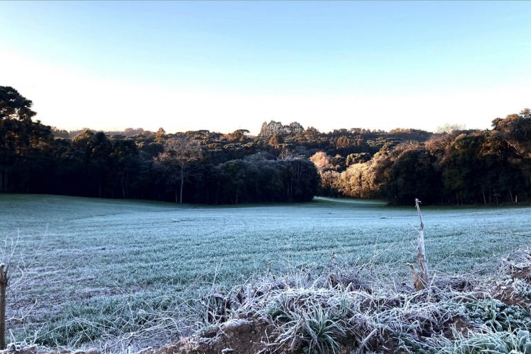 Risco de neve, nova frente fria e chuva. Confira a previsão do tempo