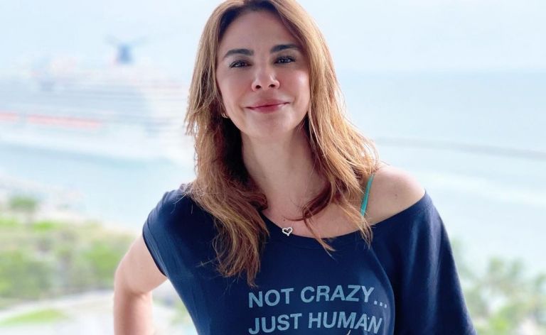 RedeTV! define estreia de novo programa de Luciana Gimenez