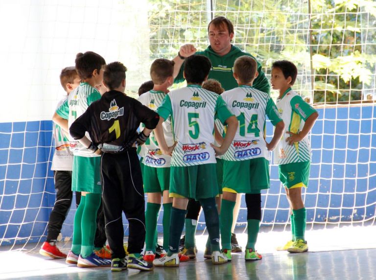 Sub-15 da AACC estreia neste sábado no Paranaense de Futsal