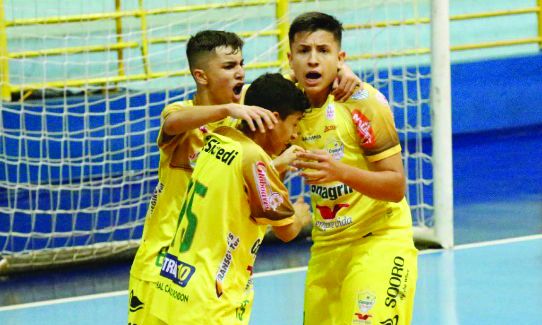 AACC Copagril vai a Medianeira para três jogos no Paranaense de Base; sub-13 estreia