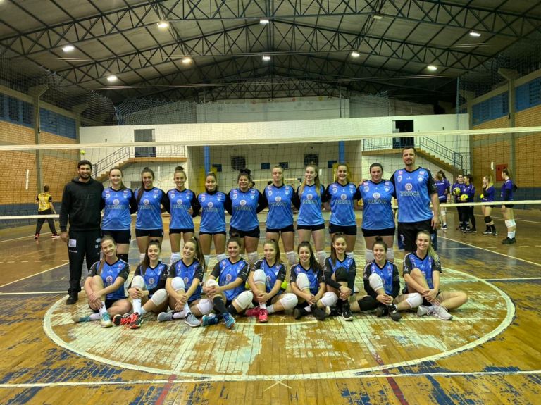 Se preparando para o campeonato estadual, Santa Helena realiza amistosos