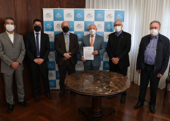 Parceria entre Assembleia e UFPR dará subsídio técnico para debate sobre as novas concessões de pedágio