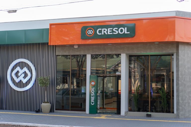 Cresol reinaugura agência em Vera Cruz do Oeste