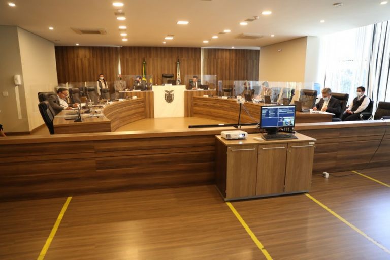 Projeto que permite concessão de rodovias estaduais tramita na CCJ da Alep; veja quais trechos de PRs devem ser pedagiados