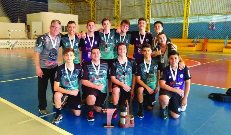 Handebol do Rui Barbosa disputa fase final dos Jogos Escolares neste fim de semana