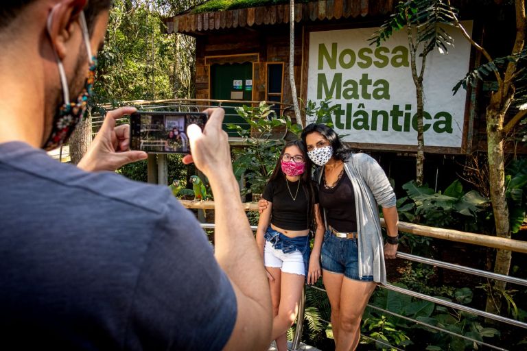 Parque das Aves recebe certificação nacional em bem-estar animal