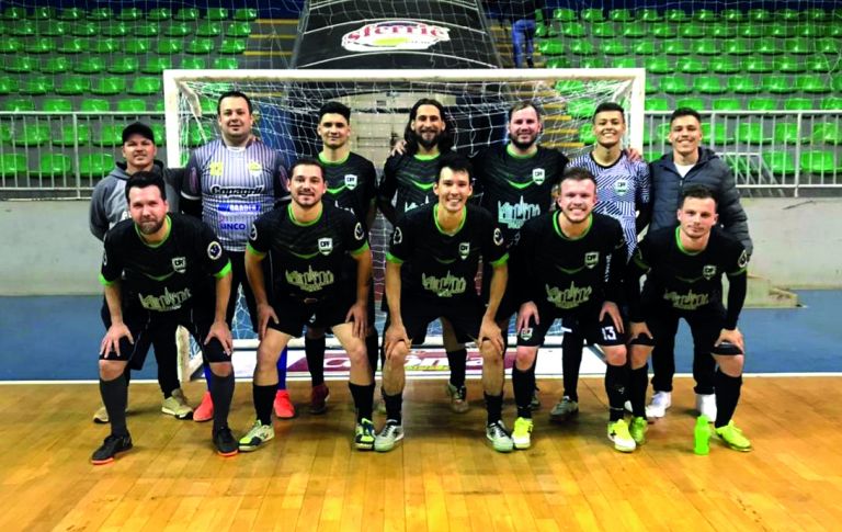 Design Pinturas/Casa das Joias está na semifinal da Copa Metropolitana