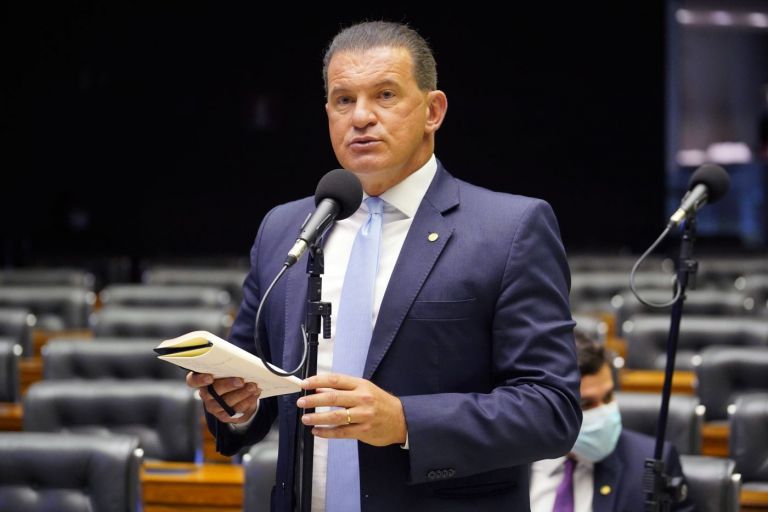 “Está se rasgando um combinado”, critica Roman sobre pedágio