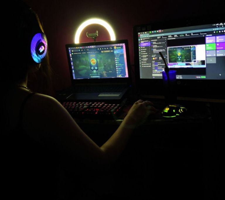 Rondonense fatura jogando on-line