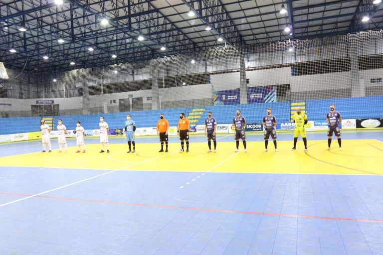 Guaíra e Santa Helena empatam na Série Bronze