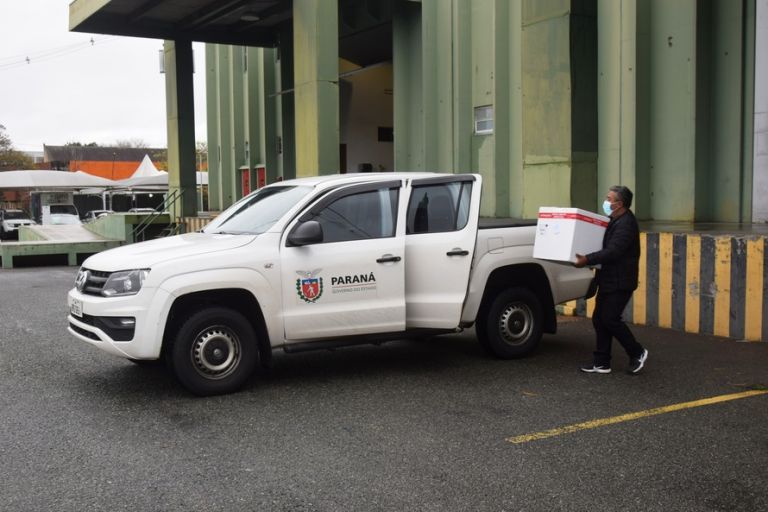 Estado inicia distribuição de mais 131,9 mil vacinas contra Covid-19; veja divisão