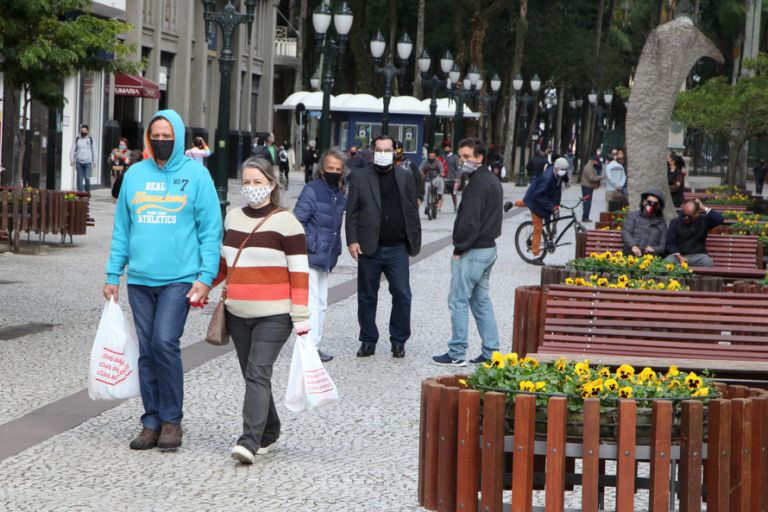 Governo do Paraná prorroga restrições anti-Covid até o dia 15. Veja os detalhes